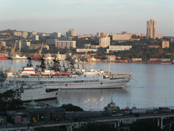 Порт во Владивостоке